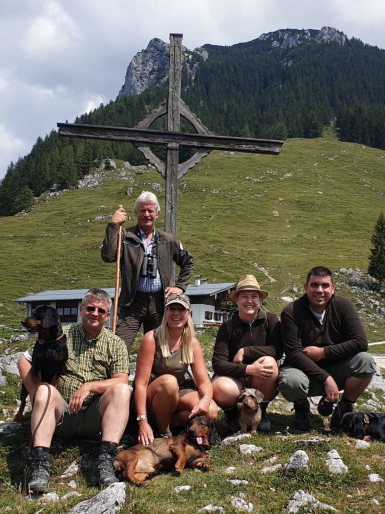 Das Ziel, die Ritzaualm am Zahmen Kaiser - Wandertag der Landesgruppe Tirol 2019 – Klub Dachsbracke
