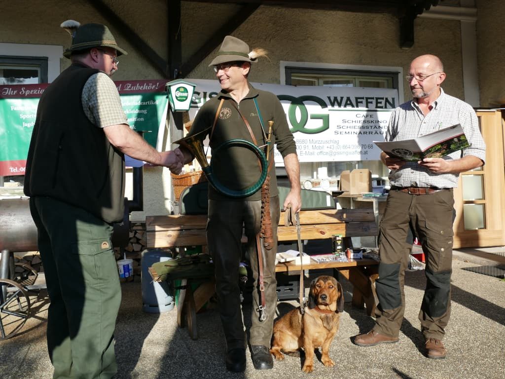 Franz Moisi mit Bea vom Hinterwinkel - 550. Gebrauchsprüfung – Klub Dachsbracke 2019