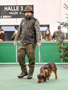 Wofgang Russegger mit Max von der Stockerwand - Klub Dachsbracke 2026